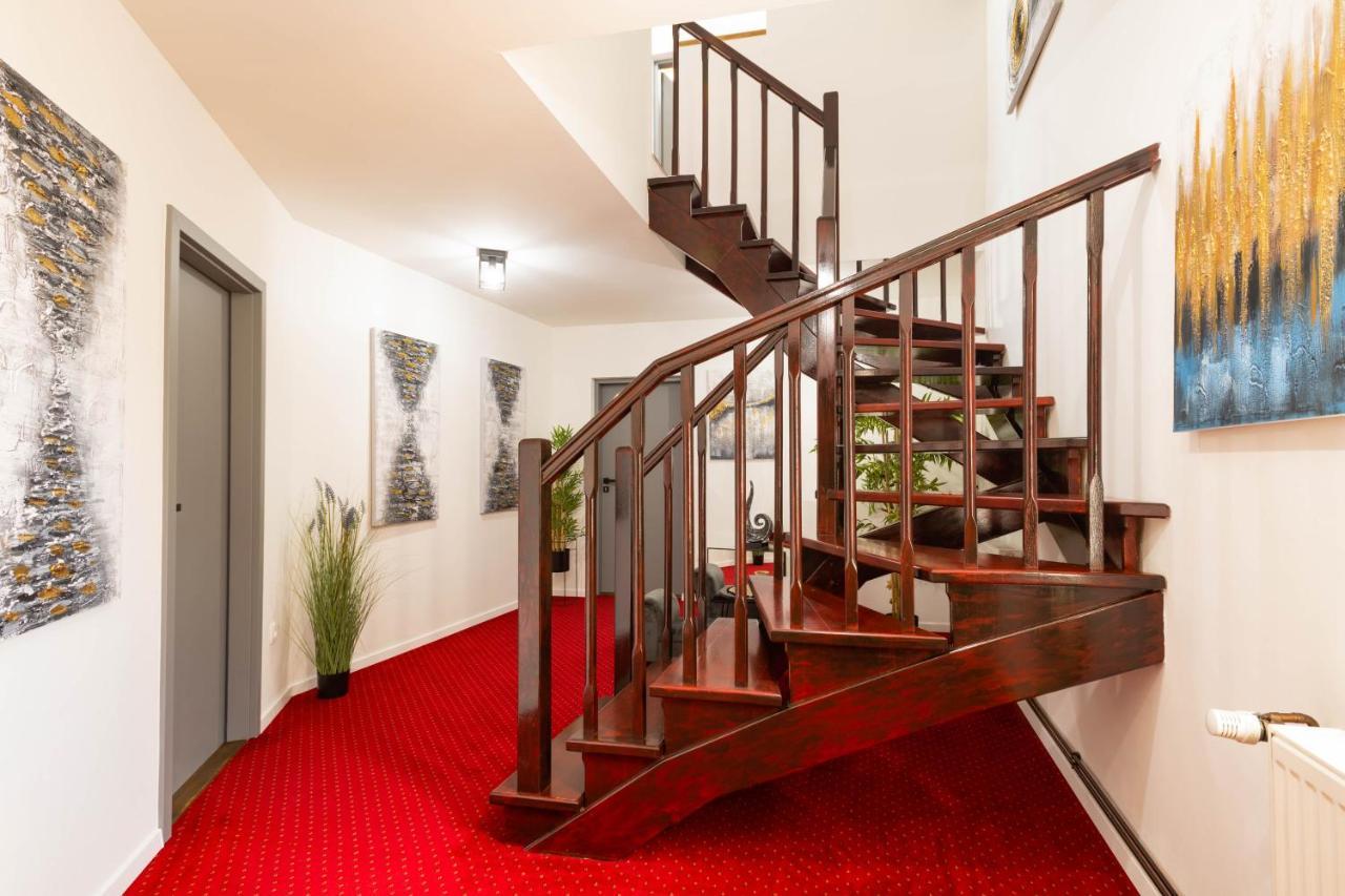 Highnest Apartments ブラチスラヴァ エクステリア 写真