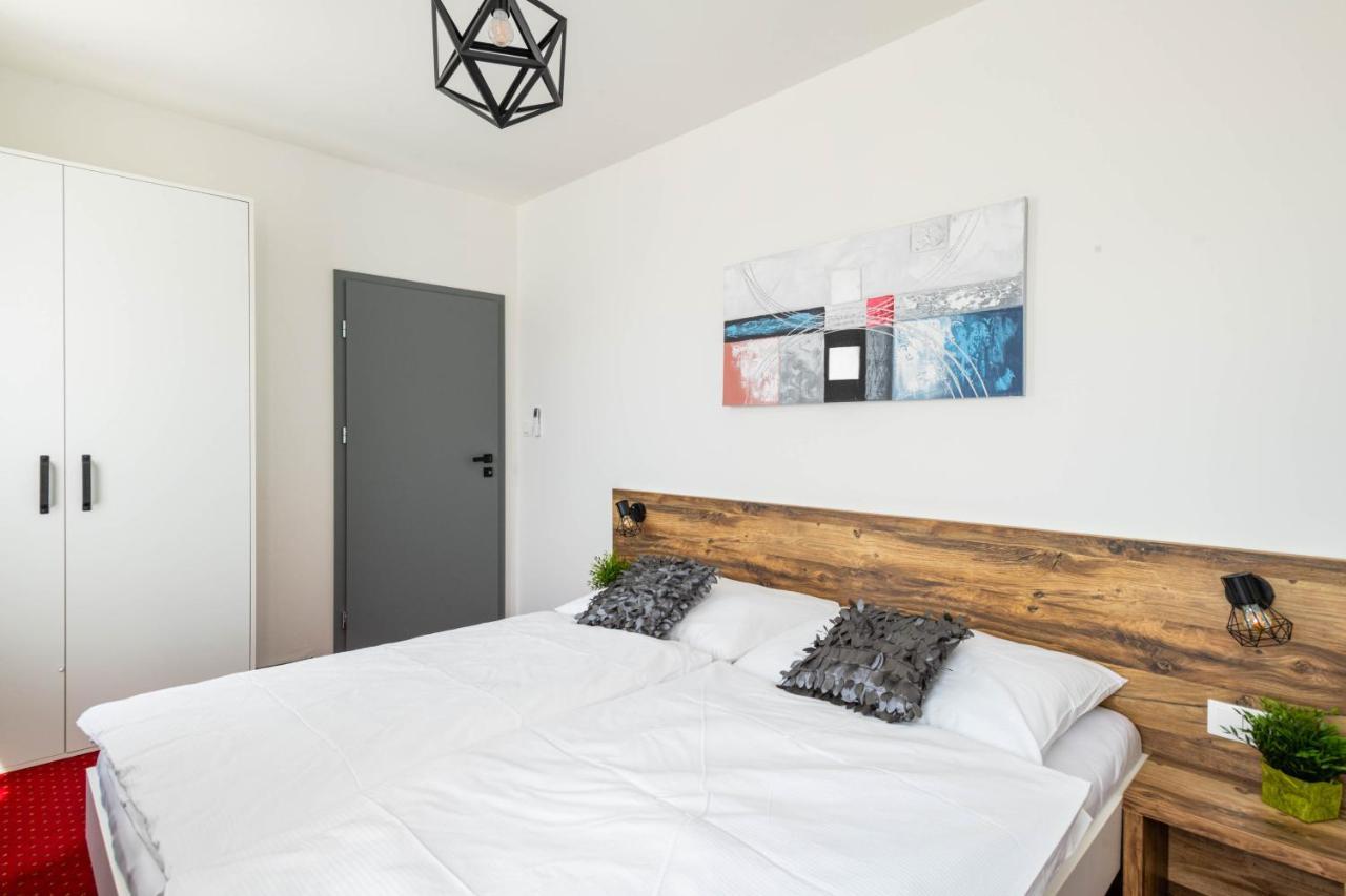 Highnest Apartments ブラチスラヴァ エクステリア 写真